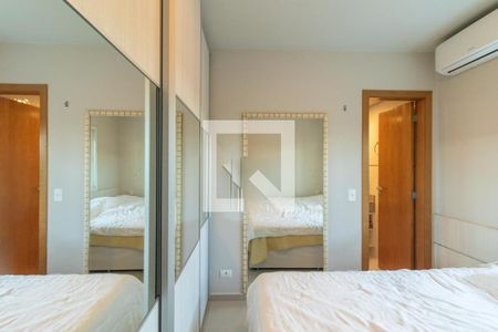 Quarto 1 Suíte de apartamento para alugar com 2 quartos, 160m² em Hugo Lange, Curitiba