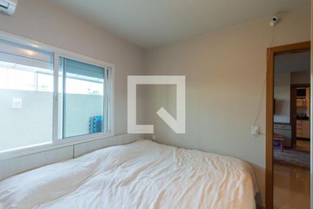 Quarto 1 Suíte de apartamento para alugar com 2 quartos, 160m² em Hugo Lange, Curitiba