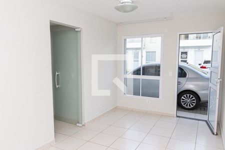 Sala de casa de condomínio para alugar com 2 quartos, 45m² em Campo Grande, Rio de Janeiro