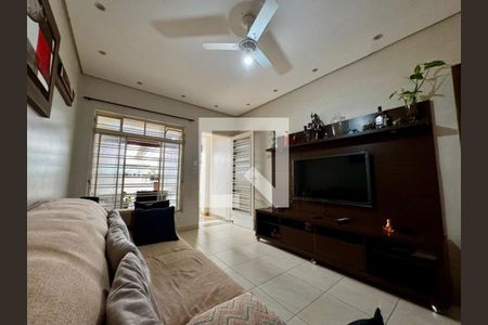 Foto 02 de casa à venda com 3 quartos, 110m² em Vila Nivi, São Paulo
