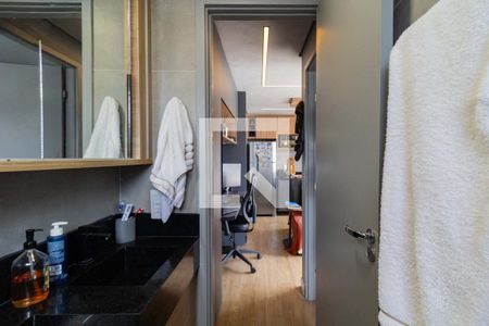 Banheiro de apartamento para alugar com 1 quarto, 27m² em Barra Funda, São Paulo
