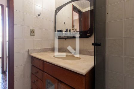 Banheiro Social de apartamento para alugar com 2 quartos, 72m² em Cristo Rei, Curitiba