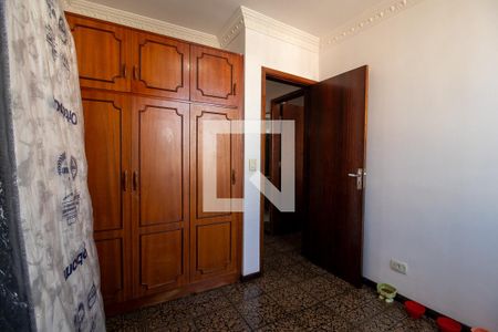 Quarto 1 de apartamento para alugar com 2 quartos, 72m² em Cristo Rei, Curitiba