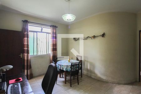 Sala de Jantar de casa à venda com 3 quartos, 150m² em Planalto, Belo Horizonte