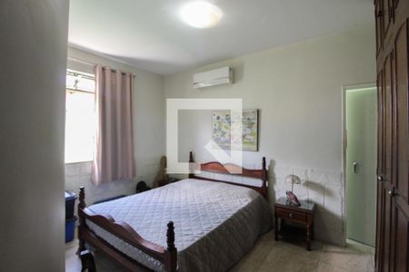 Suíte de casa à venda com 3 quartos, 150m² em Planalto, Belo Horizonte