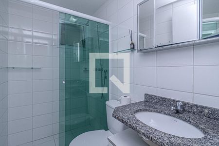 banheiro social_1 de apartamento à venda com 3 quartos, 64m² em Vila Vera, São Paulo
