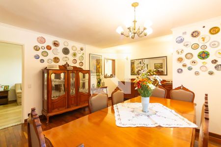Sala  de casa à venda com 4 quartos, 446m² em Continental, Osasco