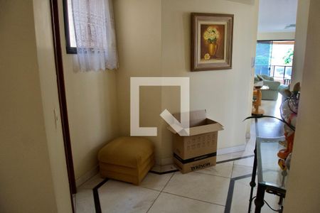 Corredor de apartamento para alugar com 4 quartos, 138m² em Coração Eucarístico, Belo Horizonte