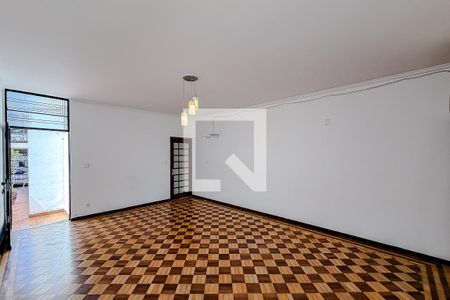 Sala de casa para alugar com 4 quartos, 240m² em Cambuci, São Paulo