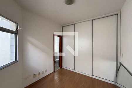 Suite de apartamento para alugar com 2 quartos, 140m² em Castelo, Belo Horizonte