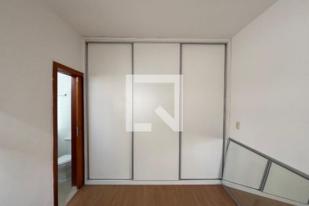 Suite de apartamento para alugar com 2 quartos, 140m² em Castelo, Belo Horizonte