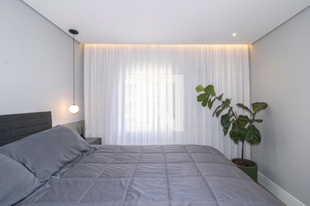 Quarto 1 de apartamento para alugar com 2 quartos, 86m² em Itaim Bibi, São Paulo