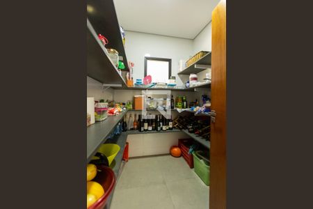 Despensa de casa de condomínio à venda com 3 quartos, 1250m² em Parque Xangrilá, Campinas