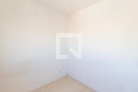 Quarto 1 de apartamento para alugar com 2 quartos, 45m² em Jardim Santo Estevao, Carapicuíba