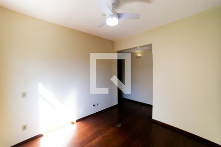 Suíte de apartamento para alugar com 2 quartos, 130m² em Funcionários, Belo Horizonte