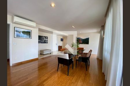 Sala de apartamento à venda com 4 quartos, 245m² em Vila Clementino, São Paulo