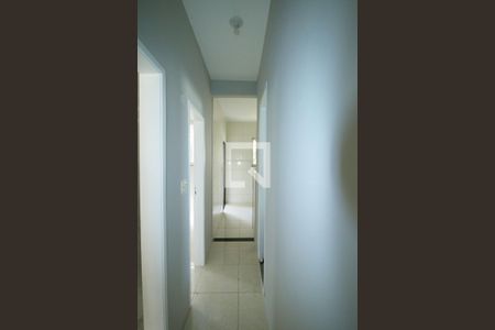 Sala - Corredor de casa para alugar com 2 quartos, 75m² em Pavuna, Rio de Janeiro