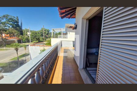 Casa à venda com 3 quartos, 252m² em Interlagos, São Paulo