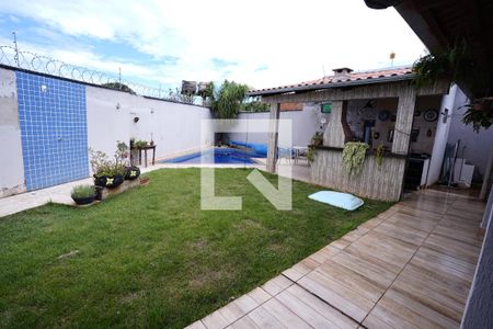 Casa para alugar com 3 quartos, 220m² em Jardim Novo Mundo, Goiânia