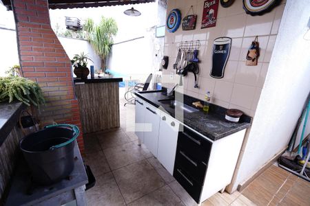 Casa para alugar com 3 quartos, 220m² em Jardim Novo Mundo, Goiânia