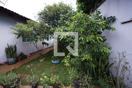 Casa para alugar com 3 quartos, 220m² em Jardim Novo Mundo, Goiânia