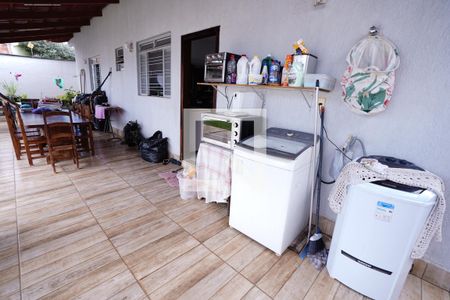 Casa para alugar com 3 quartos, 220m² em Jardim Novo Mundo, Goiânia