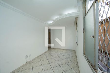 SALA de apartamento para alugar com 2 quartos, 48m² em Carlos Prates, Belo Horizonte