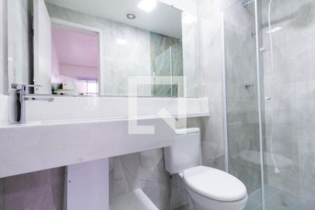 Banheiro de apartamento para alugar com 1 quarto, 31m² em Penha de França, São Paulo