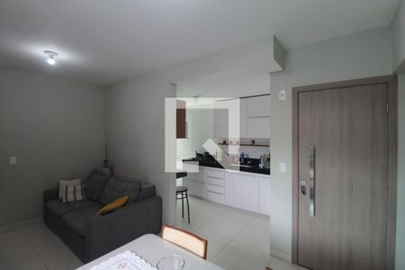 Sala de apartamento para alugar com 3 quartos, 110m² em Itapoã, Belo Horizonte