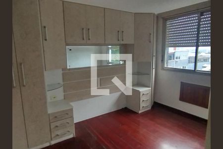 Quarto de apartamento à venda com 2 quartos, 130m² em Medianeira, Porto Alegre