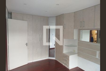 Quarto de apartamento à venda com 2 quartos, 130m² em Medianeira, Porto Alegre