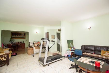 Sala de casa à venda com 3 quartos, 312m² em Piqueri, São Paulo