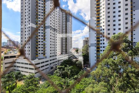 Vista do Quarto 1 de apartamento à venda com 2 quartos, 48m² em Jardim Henriqueta, Taboão da Serra