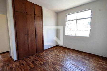 Quarto 1 de apartamento para alugar com 2 quartos, 93m² em Jardim Montanhês, Belo Horizonte