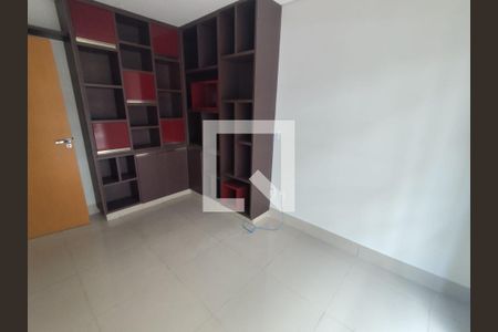 Casa de Condomínio para alugar com 3 quartos, 150m² em Granja Marileusa, Uberlândia