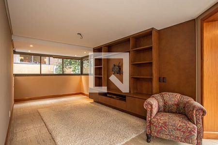 Sala  de apartamento para alugar com 3 quartos, 154m² em Petrópolis, Porto Alegre