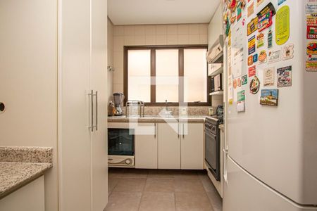 Cozinha de apartamento para alugar com 3 quartos, 154m² em Petrópolis, Porto Alegre