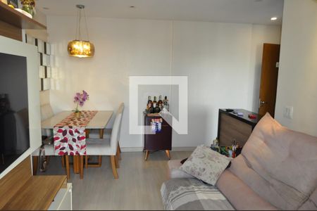 Apartamento para alugar com 2 quartos, 59m² em Del Castilho, Rio de Janeiro