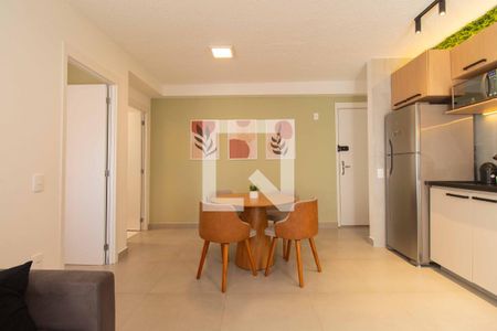 Sala e Cozinha de apartamento para alugar com 1 quarto, 36m² em Liberdade, São Paulo