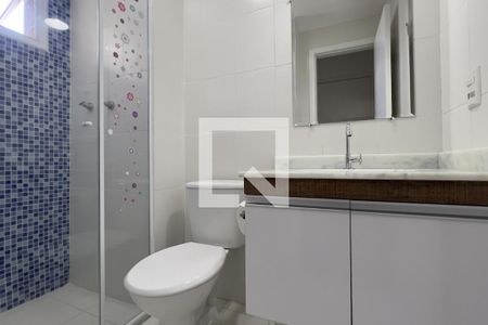 Banheiro da Suíte de apartamento para alugar com 3 quartos, 72m² em Gopouva, Guarulhos