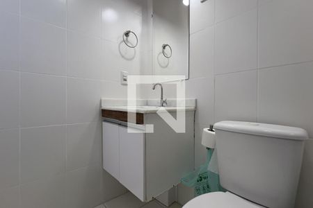 Banheiro de apartamento para alugar com 3 quartos, 72m² em Gopouva, Guarulhos