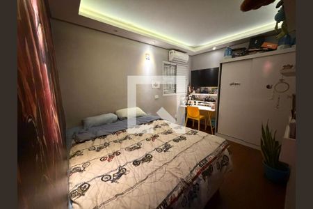 Quarto de casa para alugar com 6 quartos, 255m² em Vila Sacadura Cabral, Santo André