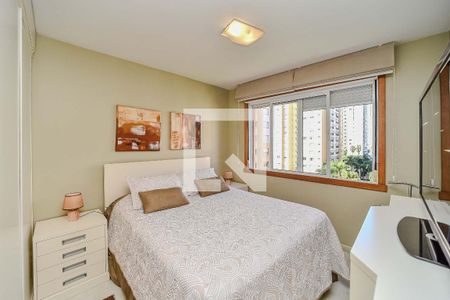 Suíte 1 de apartamento para alugar com 3 quartos, 163m² em Passo D’areia, Porto Alegre