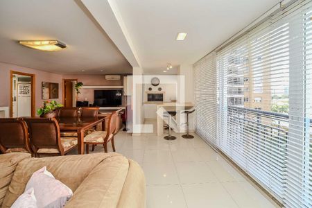 Sala de apartamento para alugar com 3 quartos, 163m² em Passo D’areia, Porto Alegre