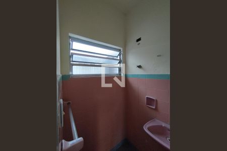 Banheiro - torneira de casa à venda com 5 quartos, 231m² em Cursino, São Paulo