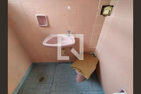 Banheiro - torneira de casa à venda com 5 quartos, 231m² em Cursino, São Paulo