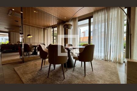 Apartamento à venda com 3 quartos, 136m² em Jardim das Acacias, São Paulo