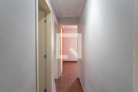 Corredor  de apartamento para alugar com 3 quartos, 59m² em Centro, Diadema
