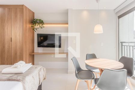 Quarto de kitnet/studio para alugar com 1 quarto, 27m² em Pompeia, São Paulo