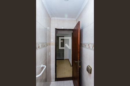 Lavabo de casa para alugar com 4 quartos, 309m² em Jardim Maristela, São Paulo